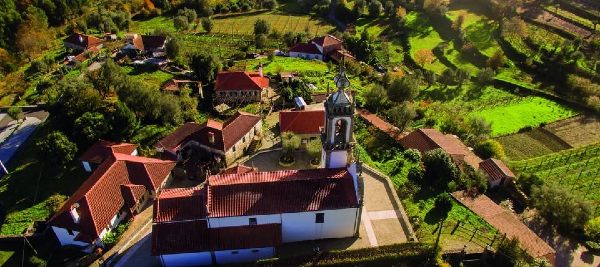 Igreja Paroquial de São Cristóvão da Labruja